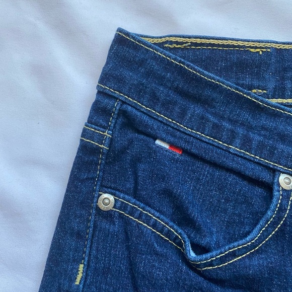 Tommy Hilfiger Flare Jeans - Picture 5 of 9